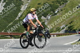 Photo #2397658 | 25-07-2022 09:46 | Passo Dello Stelvio - Waterfall curve BICYCLES