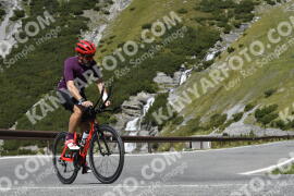 Photo #2753408 | 26-08-2022 12:01 | Passo Dello Stelvio - Waterfall curve BICYCLES