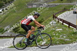 Photo #2178930 | 24-06-2022 10:43 | Passo Dello Stelvio - Waterfall curve BICYCLES