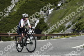 Fotó #3360698 | 05-07-2023 10:33 | Passo Dello Stelvio - Vízesés kanyar Bicajosok