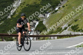 Photo #2594597 | 11-08-2022 13:04 | Passo Dello Stelvio - Waterfall curve BICYCLES