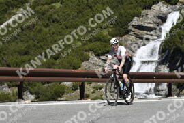 Photo #2109368 | 08-06-2022 10:55 | Passo Dello Stelvio - Waterfall curve BICYCLES