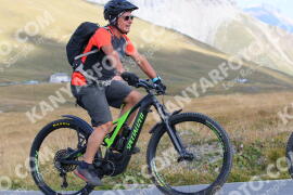 Foto #2750841 | 26-08-2022 10:10 | Passo Dello Stelvio - die Spitze BICYCLES