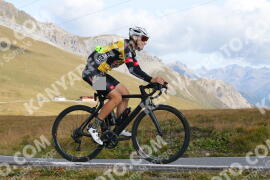 Photo #4135663 | 03-09-2023 10:23 | Passo Dello Stelvio - Peak BICYCLES