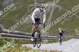 Photo #3748724 | 07-08-2023 13:40 | Passo Dello Stelvio - Peak BICYCLES