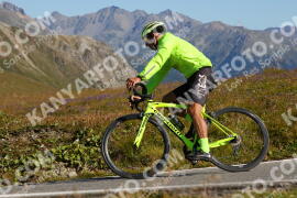 Foto #3807309 | 11-08-2023 10:15 | Passo Dello Stelvio - die Spitze BICYCLES