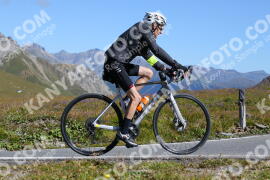 Foto #3807468 | 11-08-2023 10:32 | Passo Dello Stelvio - die Spitze BICYCLES