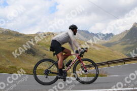 Foto #3895373 | 15-08-2023 12:39 | Passo Dello Stelvio - die Spitze BICYCLES
