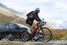 Photo #4296231 | 20-09-2023 12:15 | Passo Dello Stelvio - Peak BICYCLES