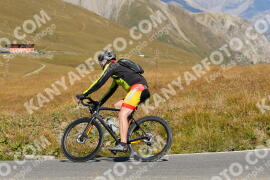 Photo #2736825 | 25-08-2022 12:19 | Passo Dello Stelvio - Peak BICYCLES