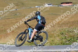 Photo #2729417 | 24-08-2022 12:29 | Passo Dello Stelvio - Peak BICYCLES