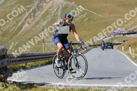 Photo #2740247 | 25-08-2022 14:02 | Passo Dello Stelvio - Peak BICYCLES