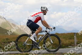 Photo #4083686 | 26-08-2023 14:21 | Passo Dello Stelvio - Peak BICYCLES