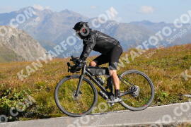 Photo #3910201 | 16-08-2023 10:11 | Passo Dello Stelvio - Peak BICYCLES