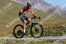 Foto #3910161 | 16-08-2023 10:01 | Passo Dello Stelvio - die Spitze BICYCLES