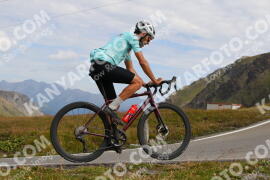 Photo #3919544 | 17-08-2023 10:41 | Passo Dello Stelvio - Peak BICYCLES