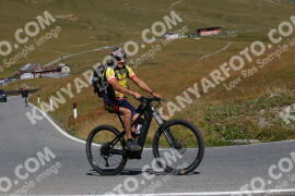 Photo #2667509 | 16-08-2022 11:44 | Passo Dello Stelvio - Peak BICYCLES
