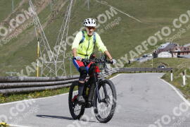 Foto #3364234 | 07-07-2023 10:08 | Passo Dello Stelvio - die Spitze BICYCLES