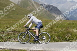 Photo #3537598 | 19-07-2023 13:41 | Passo Dello Stelvio - Peak BICYCLES
