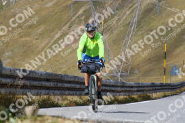 Foto #4299517 | 24-09-2023 12:22 | Passo Dello Stelvio - die Spitze BICYCLES
