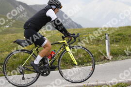 Photo #3349791 | 04-07-2023 12:46 | Passo Dello Stelvio - Peak BICYCLES