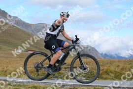 Foto #4296140 | 20-09-2023 11:13 | Passo Dello Stelvio - die Spitze BICYCLES