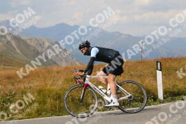 Photo #2682113 | 17-08-2022 15:33 | Passo Dello Stelvio - Peak BICYCLES