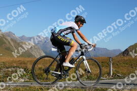 Photo #4173452 | 06-09-2023 10:21 | Passo Dello Stelvio - Peak BICYCLES