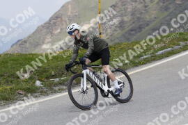 Photo #3287039 | 29-06-2023 13:54 | Passo Dello Stelvio - Peak BICYCLES