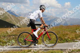Photo #3911664 | 16-08-2023 11:18 | Passo Dello Stelvio - Peak BICYCLES