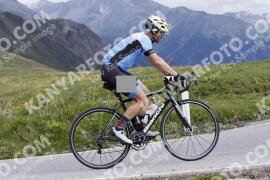 Photo #3311339 | 02-07-2023 10:58 | Passo Dello Stelvio - Peak BICYCLES