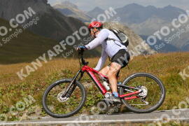 Photo #4036984 | 23-08-2023 13:12 | Passo Dello Stelvio - Peak BICYCLES