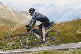 Photo #4095838 | 26-08-2023 14:42 | Passo Dello Stelvio - Peak BICYCLES