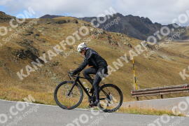 Photo #4291428 | 19-09-2023 11:11 | Passo Dello Stelvio - Peak BICYCLES