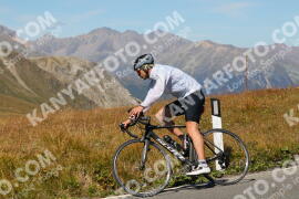 Foto #2734077 | 24-08-2022 14:05 | Passo Dello Stelvio - die Spitze BICYCLES