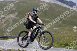 Photo #3422598 | 11-07-2023 11:21 | Passo Dello Stelvio - Peak BICYCLES