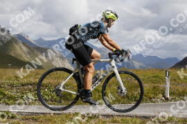 Photo #3648252 | 30-07-2023 10:54 | Passo Dello Stelvio - Peak BICYCLES