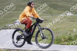Foto #3295047 | 01-07-2023 11:00 | Passo Dello Stelvio - die Spitze BICYCLES