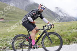Foto #3294832 | 01-07-2023 10:44 | Passo Dello Stelvio - die Spitze BICYCLES