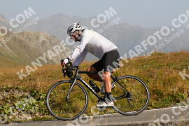 Foto #4045587 | 24-08-2023 10:11 | Passo Dello Stelvio - die Spitze BICYCLES