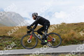 Photo #4265233 | 16-09-2023 13:03 | Passo Dello Stelvio - Peak BICYCLES