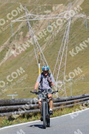 Foto #2735908 | 25-08-2022 10:39 | Passo Dello Stelvio - die Spitze BICYCLES
