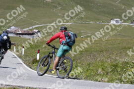 Foto #3537519 | 19-07-2023 13:12 | Passo Dello Stelvio - die Spitze BICYCLES