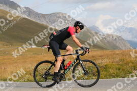 Photo #2677640 | 17-08-2022 10:09 | Passo Dello Stelvio - Peak BICYCLES