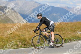 Photo #2755350 | 26-08-2022 13:27 | Passo Dello Stelvio - Peak BICYCLES