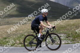 Photo #3170424 | 19-06-2023 12:03 | Passo Dello Stelvio - Peak BICYCLES