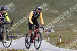 Photo #3694024 | 02-08-2023 10:56 | Passo Dello Stelvio - Peak BICYCLES