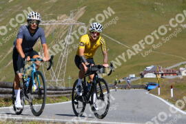 Foto #3807398 | 11-08-2023 10:29 | Passo Dello Stelvio - die Spitze BICYCLES