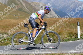 Foto #2729048 | 24-08-2022 12:19 | Passo Dello Stelvio - die Spitze BICYCLES