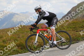 Photo #3931933 | 18-08-2023 10:50 | Passo Dello Stelvio - Peak BICYCLES